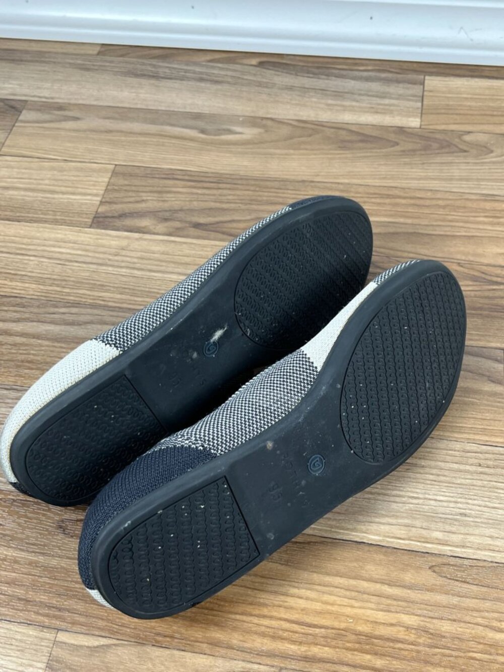 Rothy’s The Flat Captoe Plaid Ballet Flats Shoes Black & White Size 9.5 - Picture 8 of 9
